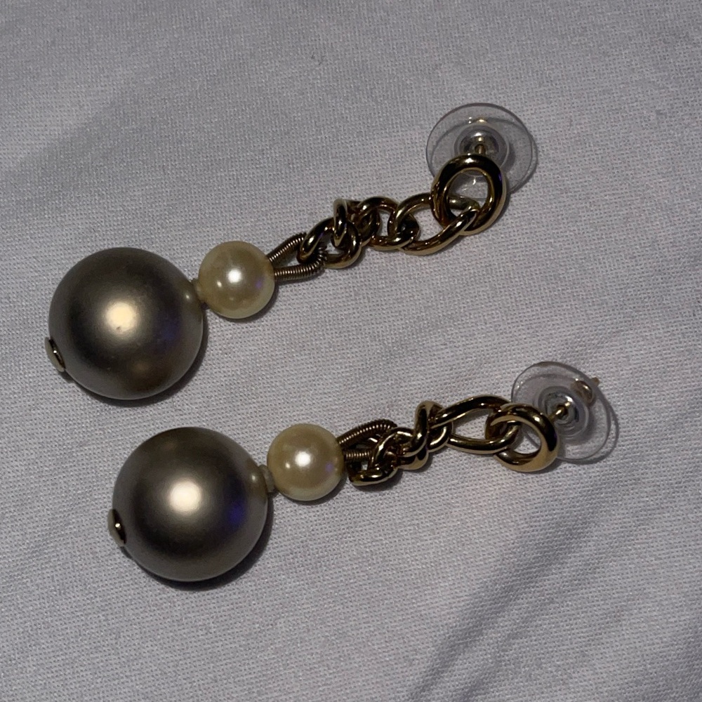 Dolce gabbana vintage pearl earrings